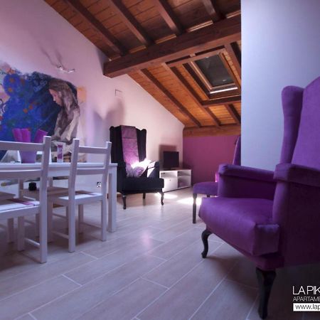 Apartamentos Rurales La Pikurutza Bernedo ภายนอก รูปภาพ