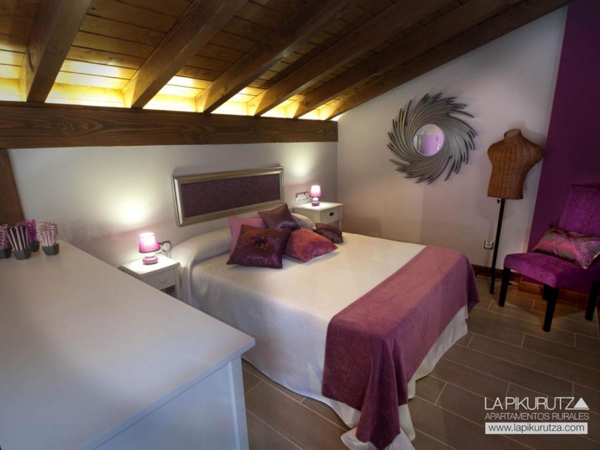 Apartamentos Rurales La Pikurutza Bernedo ภายนอก รูปภาพ