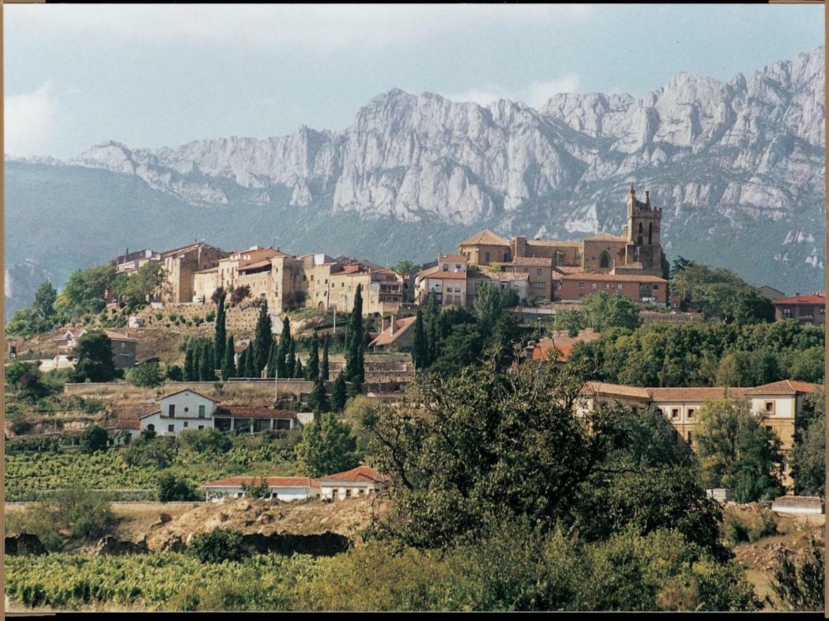 Apartamentos Rurales La Pikurutza Bernedo ภายนอก รูปภาพ