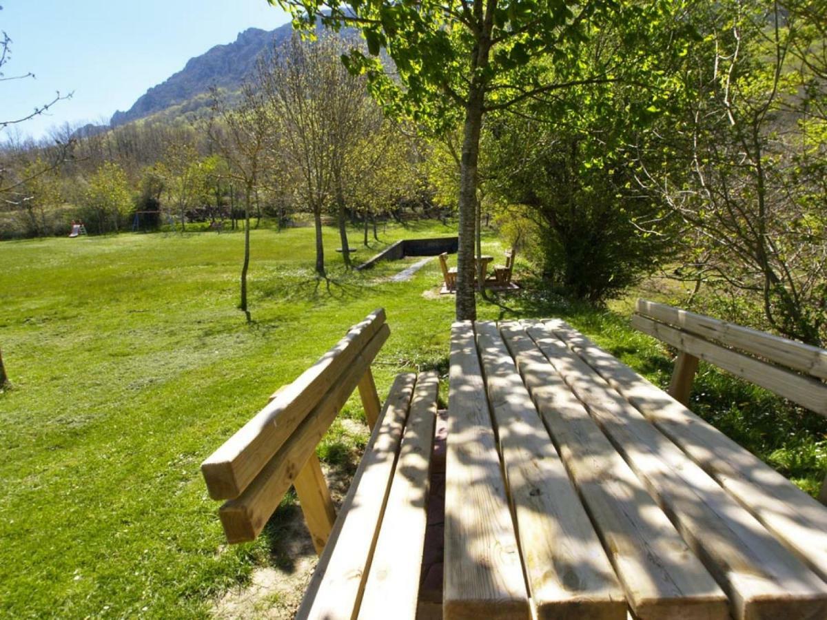 Apartamentos Rurales La Pikurutza Bernedo ภายนอก รูปภาพ